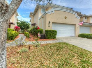 127 Valencia Cir, Saint Petersburg, FL 33716