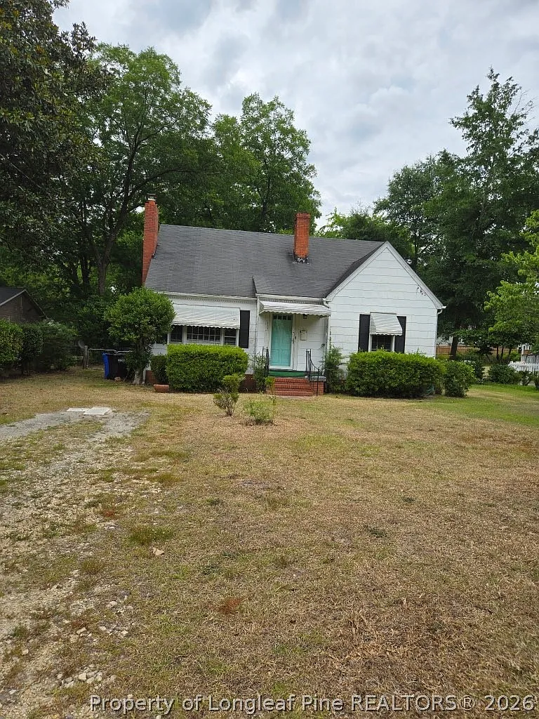 2 bed, 1.0 bath, 1070 sqft, $1,100 — Photo 1