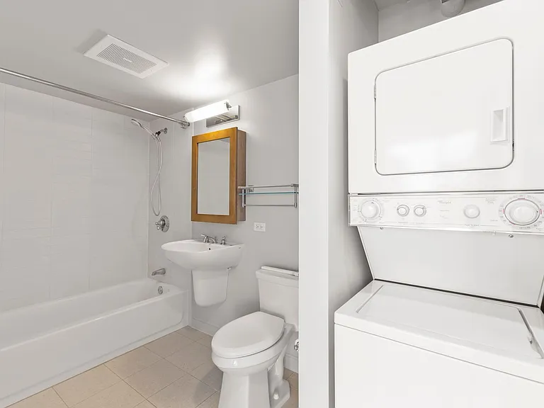 1009 Kapiolani Blvd #3804 — Photo 13