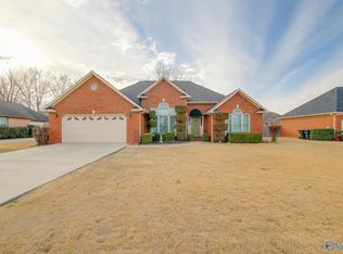 2915 Carrington Dr SW, Decatur, AL 35603