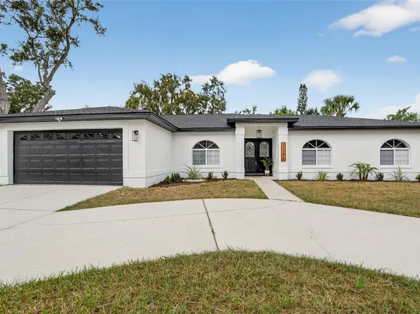 1140 La Salle St, Clearwater, FL 33755