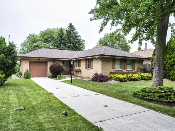 3820 East Whittaker AVENUE, Cudahy, WI 53110