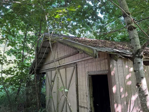 20810 Bridge Creek Rd SE, Silverton, OR 97381