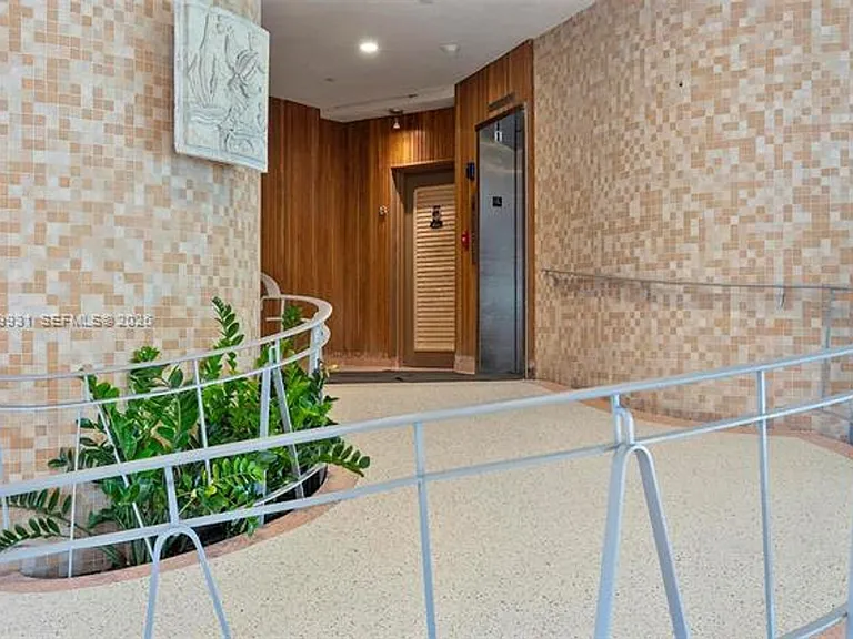 16 Island Ave #7C — Photo 39
