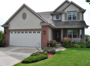 714 Apple Orchard Dr, Waterford, WI 53185