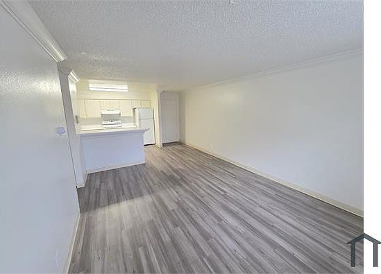 3rd image of 5100 W 8th Ave APT 101