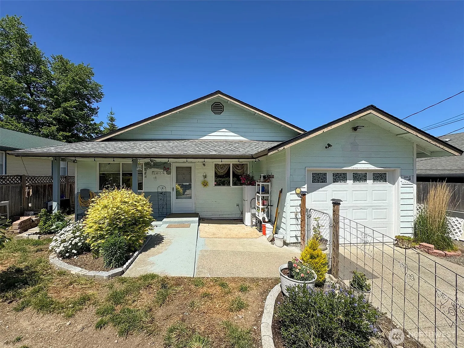 1029 W Fountain Street photo 1