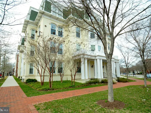 900 N Washington St Unit 105E, Alexandria, VA 22314