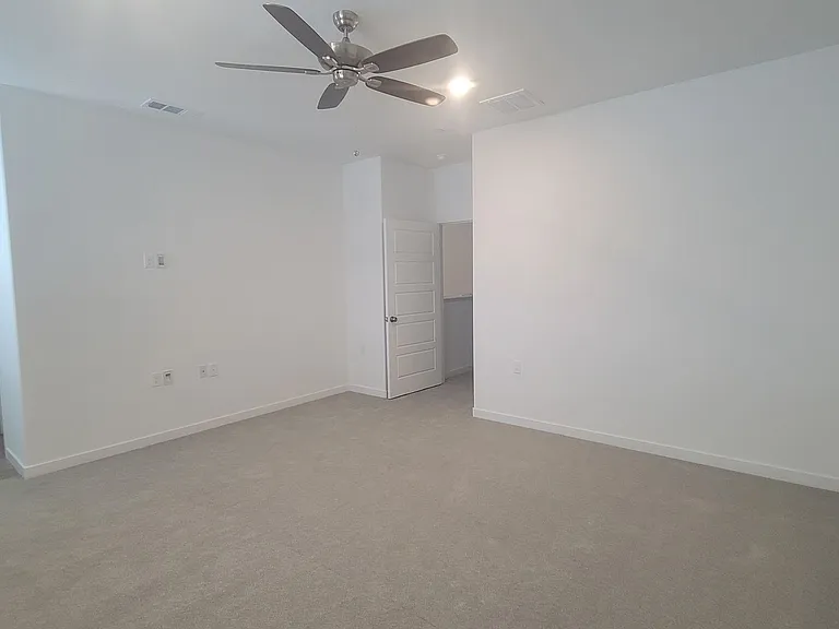 12568 Pensinger Rd — Photo 15
