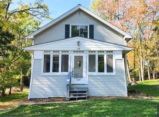 35 Thames Ave, Bedford, OH