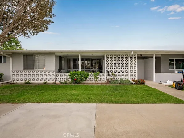 1562 Golden Rain Rd #2-44I, Seal Beach, CA 90740