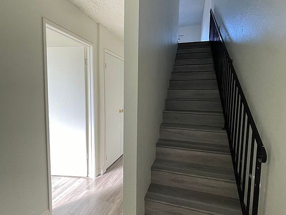 3rd image of 20801 Roseton Ave