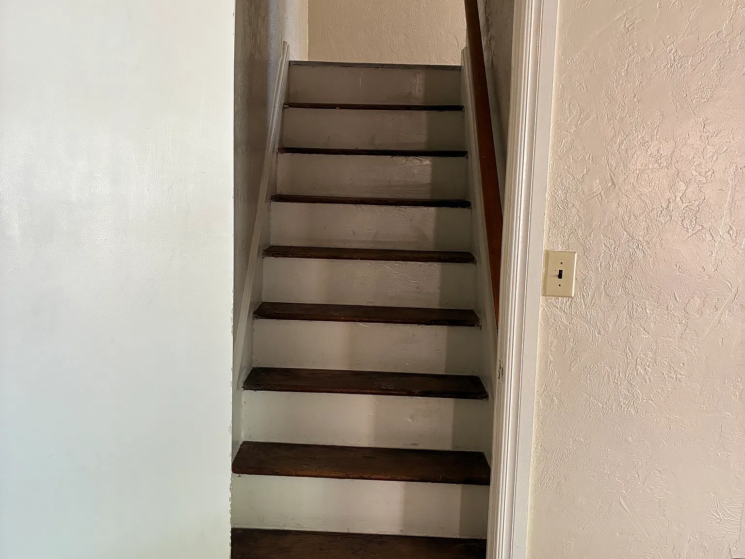 3 bed, 1600 sqft, $1,200 — Photo 4