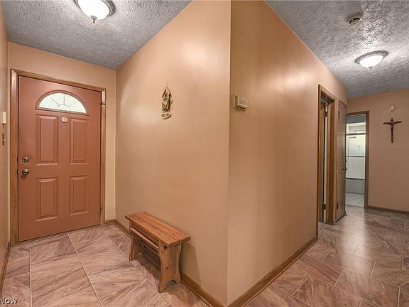 3rd image of 16161 W 130th St