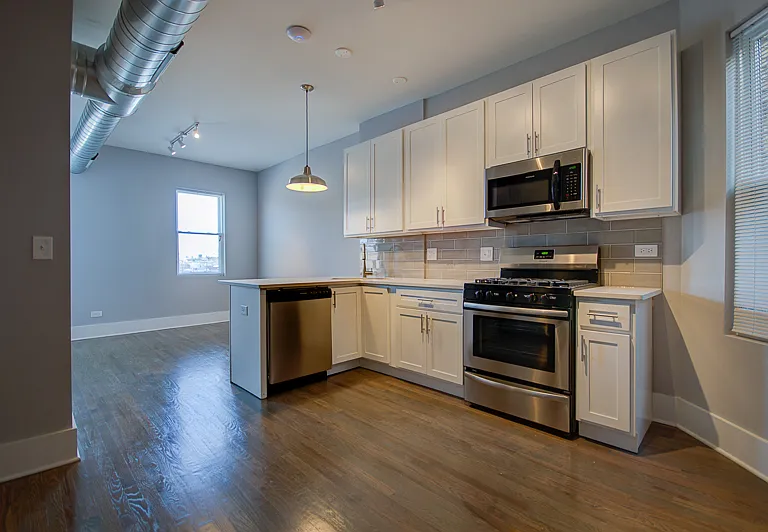 2001 S Allport St #3R — Photo 2