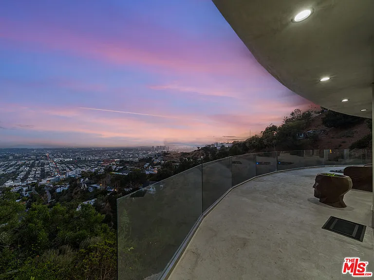 8460 Cole Crest Dr — Photo 55