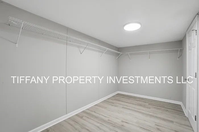 1113 Remington Dr — Photo 12