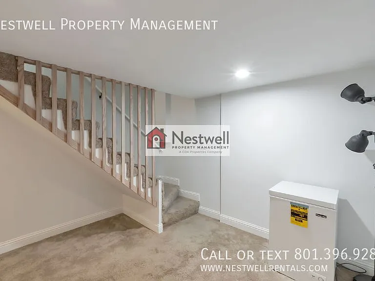 951 W Signora Dr — Photo 16