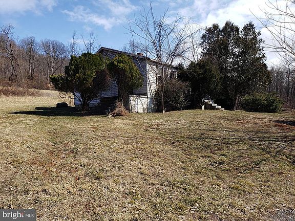 4th image of 862 John Mosby Hwy