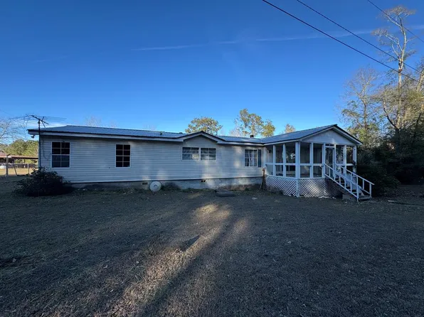 209 McLain St, Newville, AL 36353