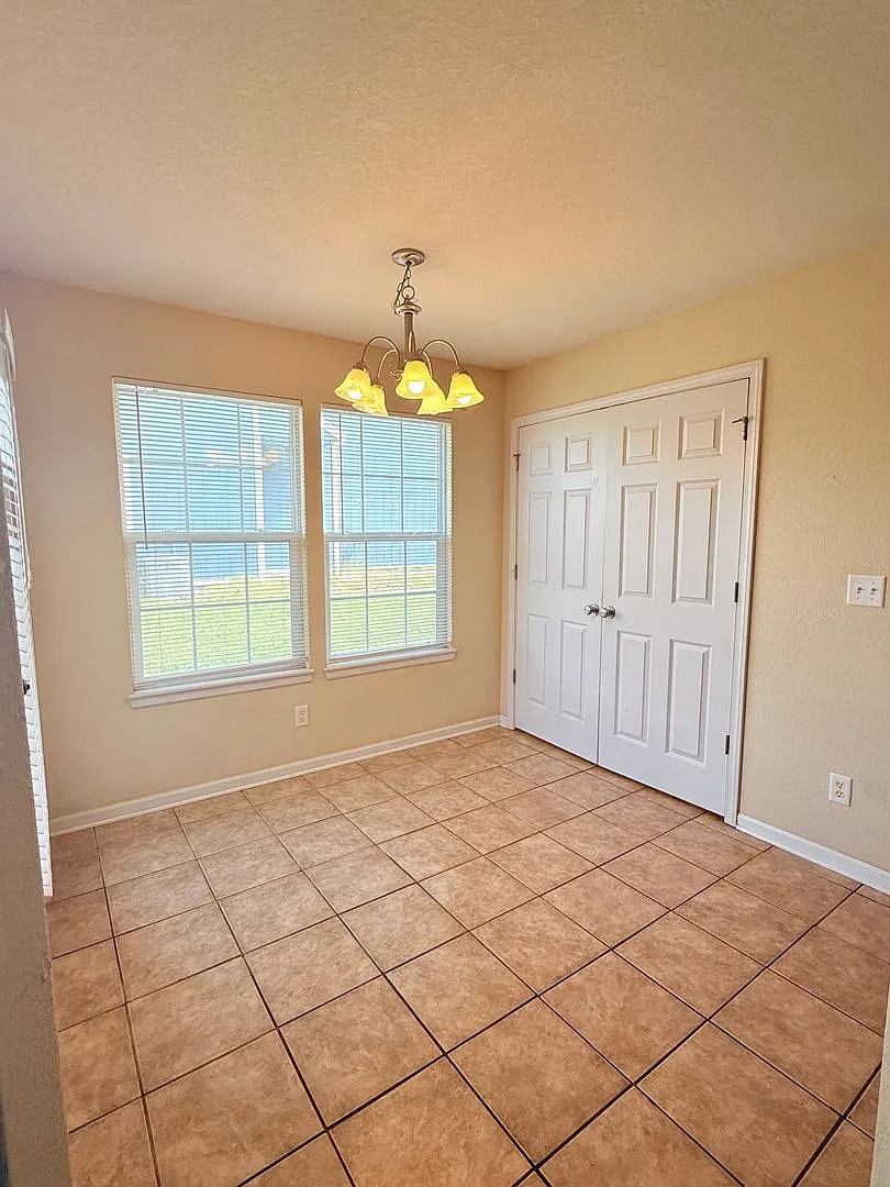 **Comfort, Convenience & Space Near Fort Riley — Photo 3