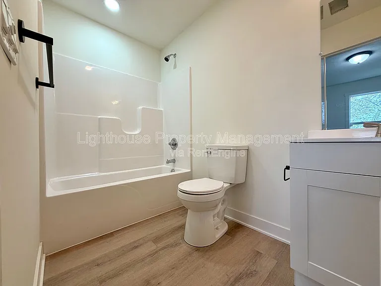 313 Orchard Ave #2 — Photo 11