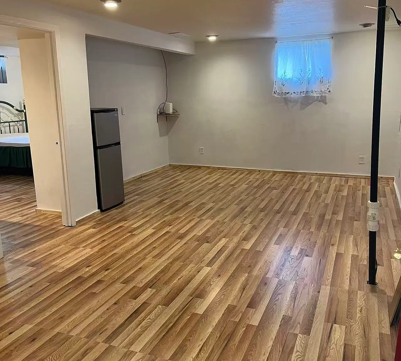 1 bed, 800 sqft, $1,300 — Photo 4
