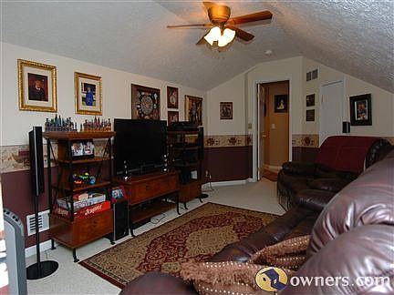 Family room/den/office