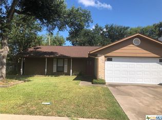 209 Williamsburg Ave, Victoria, TX 77904