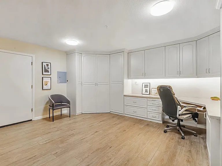 415 Camille Cir #14 — Photo 17