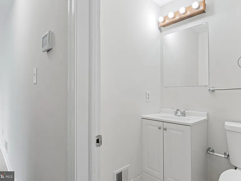 4502 Henderson Rd — Photo 20
