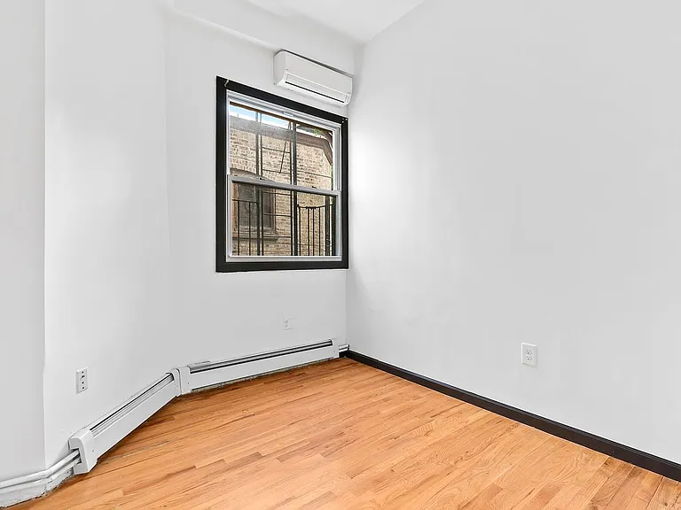 1178 Dean St #2 — Photo 6