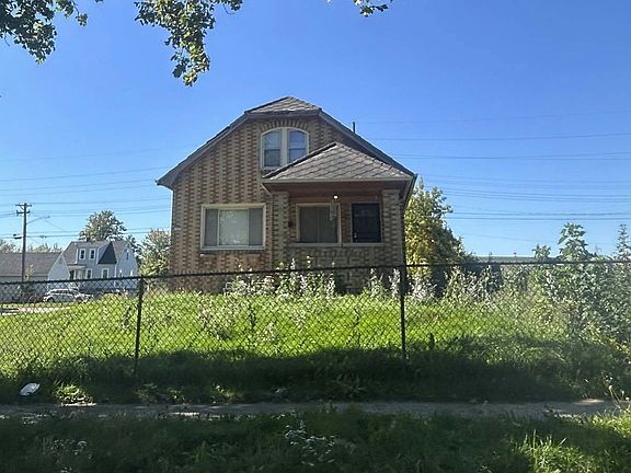 2nd image of 5905 N 84th St