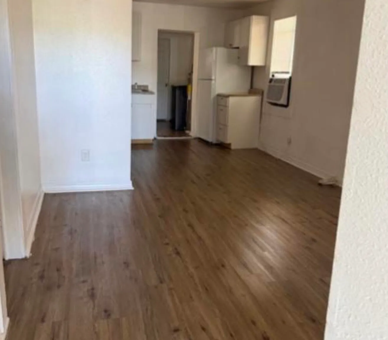 3 bed, 2.0 bath, 853 sqft, $1,000 — Photo 4