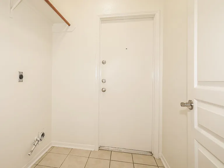 19 Rosewater Pl — Photo 14