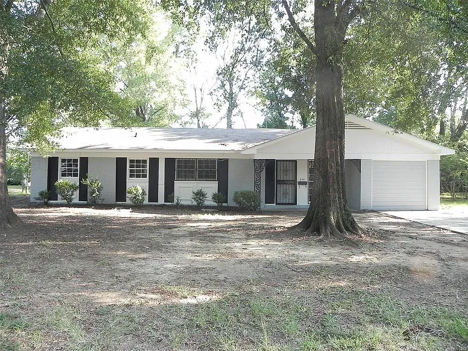 650 Wesley Dr