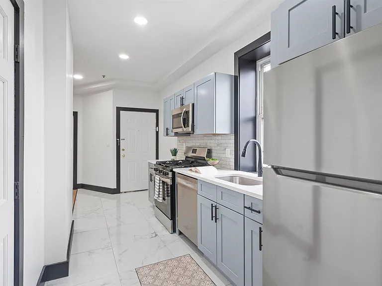 391 Central Ave #5 — Photo 9