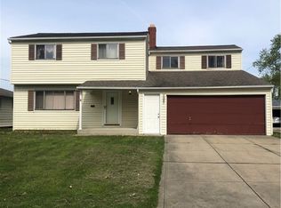 1287 Jackie Ln, Mayfield Heights, OH 44124