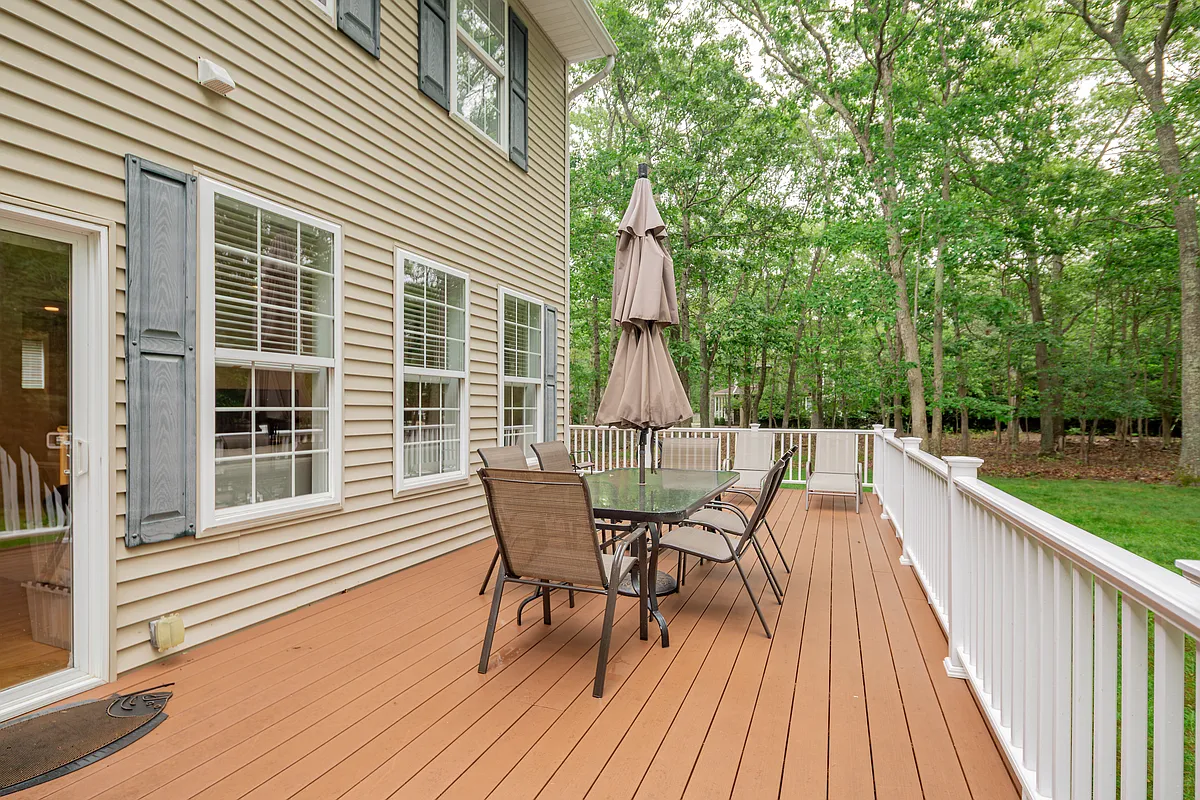 Building Photo - 52 Gardiners Ln