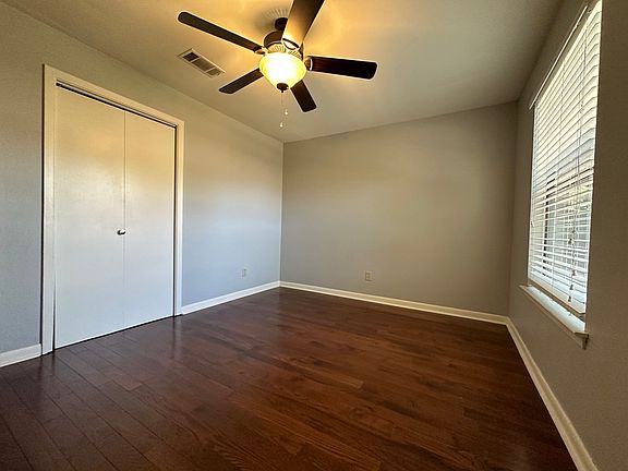 4th image of 518 E 7th St #9e891fbfc