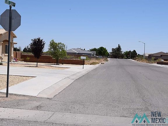 4th image of Los Luna Dr Lot 3