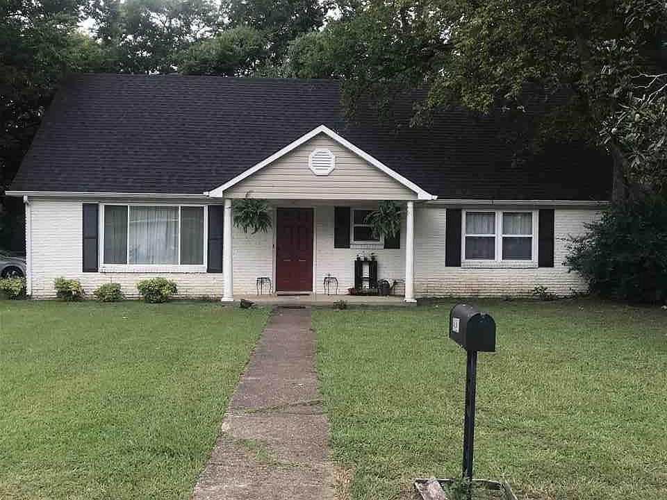1st image of 13930 Creely Dr SW