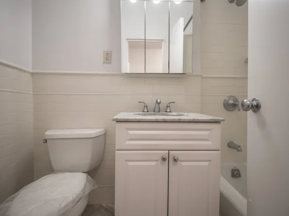 4 Park Avenue image 5 of 12