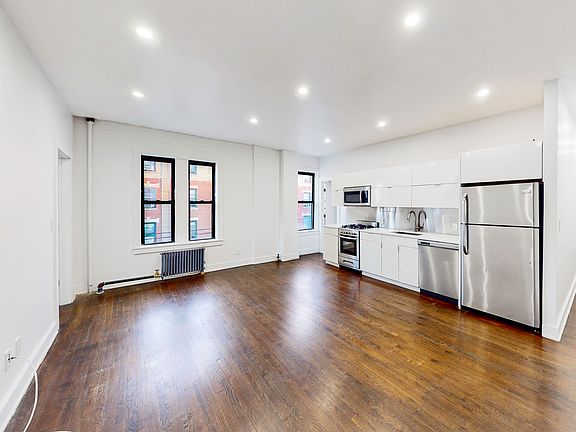 2nd image of 2504 44th St APT 2