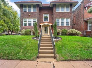 4702 Arsenal St APT 2W, Saint Louis, MO 63116