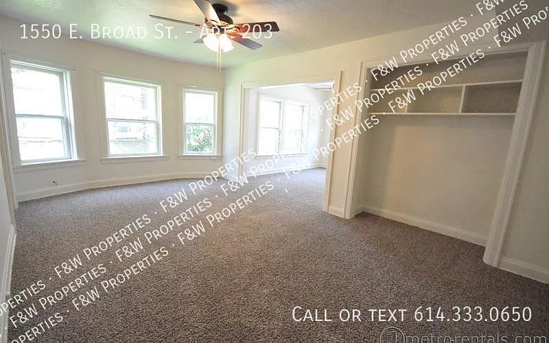 Building Photo - 1550 E Broad St #203