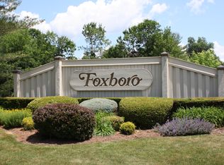 182 Hunters Ln, Newington, CT 06111