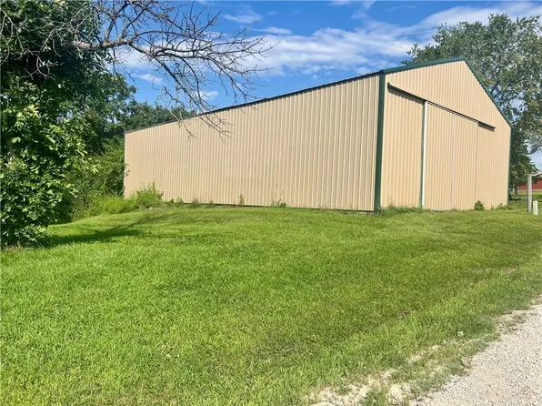 Pacific Ave, Princeton, MO 64673