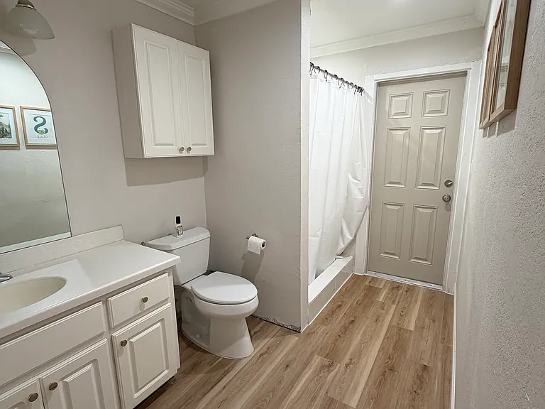 1281 S Disston Ave — Photo 15