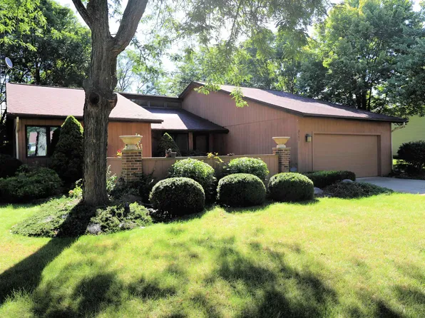 3141 Old Farm Rd, Flint, MI 48507